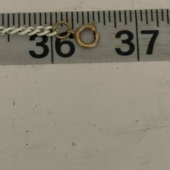 36” Vintage 1980 Avon white Curb chain 4 Tiger Eyes beads & 6 gold tone tubes - Picture 9 of 10